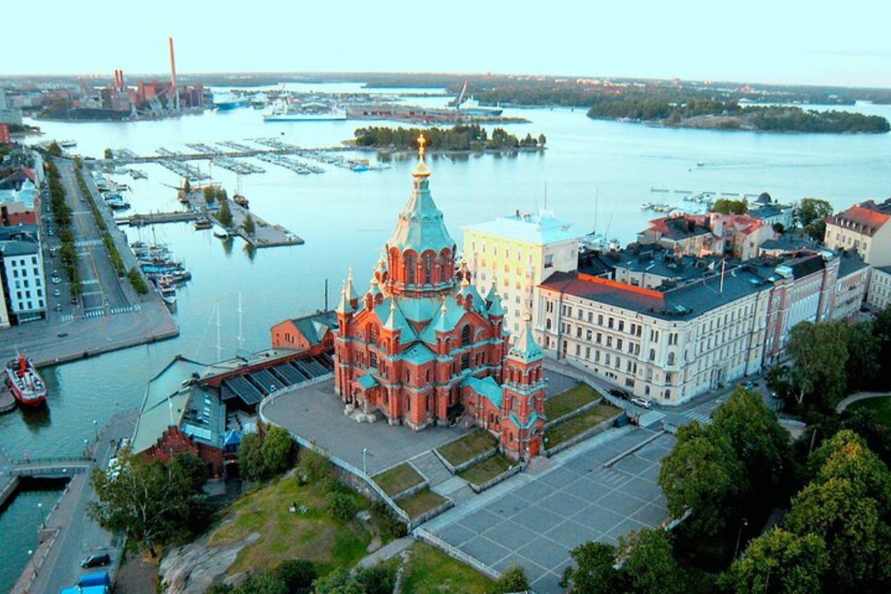 Tour di Helsinki e Porvoo con auto privata e Guida personale