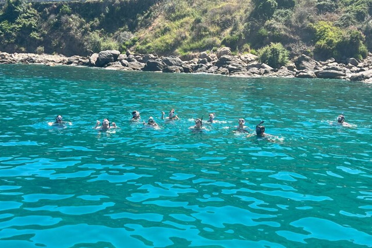 Escursione in barca a Cefalù e snorkeling 3 ore frutta e bevande — 6