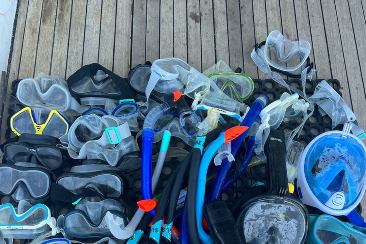 Escursione in barca a Cefalù e snorkeling 3 ore frutta e bevande — 5