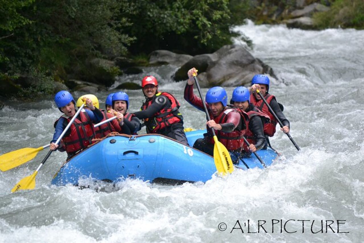 Rafting ai piedi del Monte Bianco a Chamonix — 7