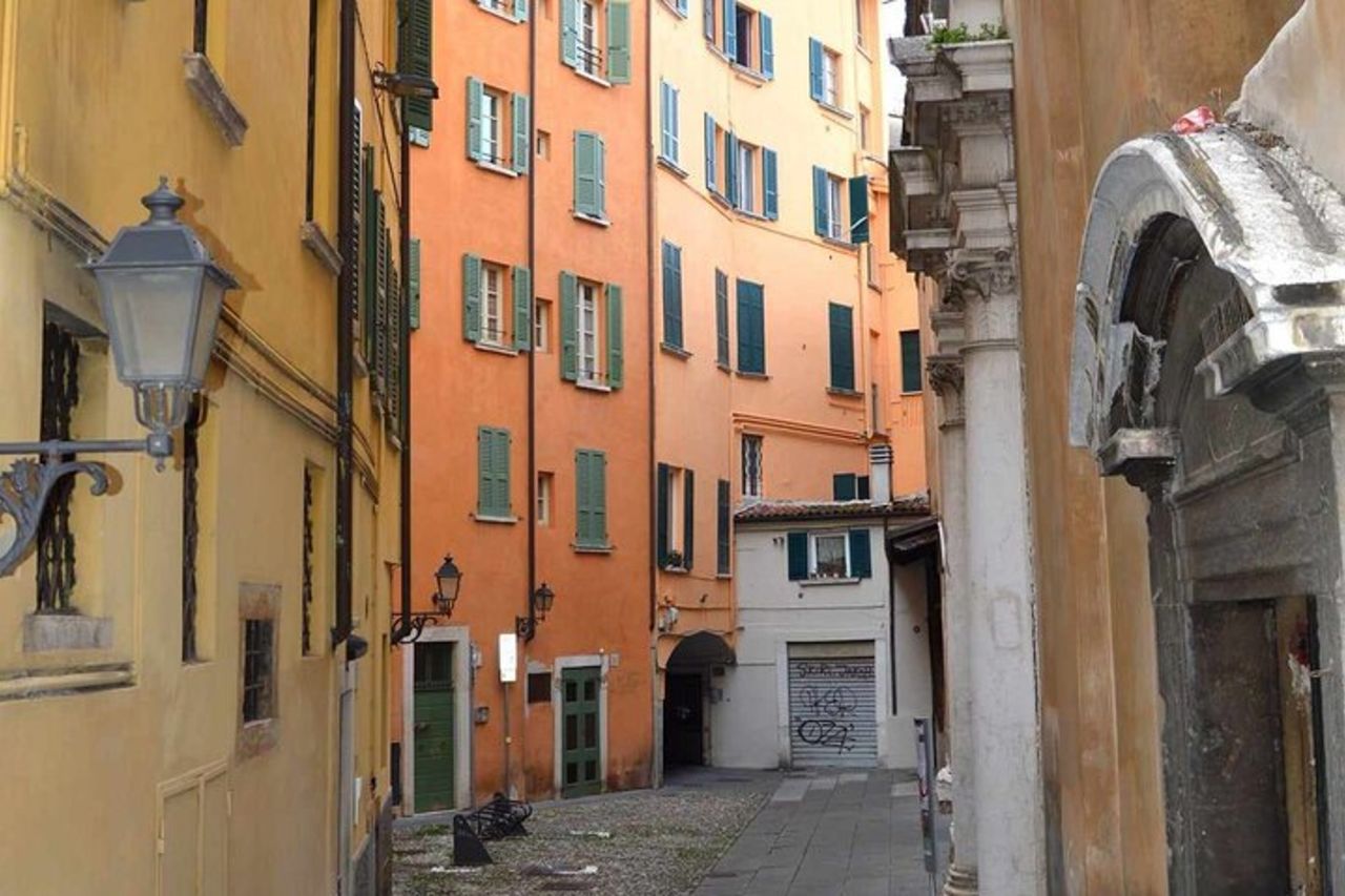 Brescia l'Inaspettato : Storia, Storie Locali & un drink — 2