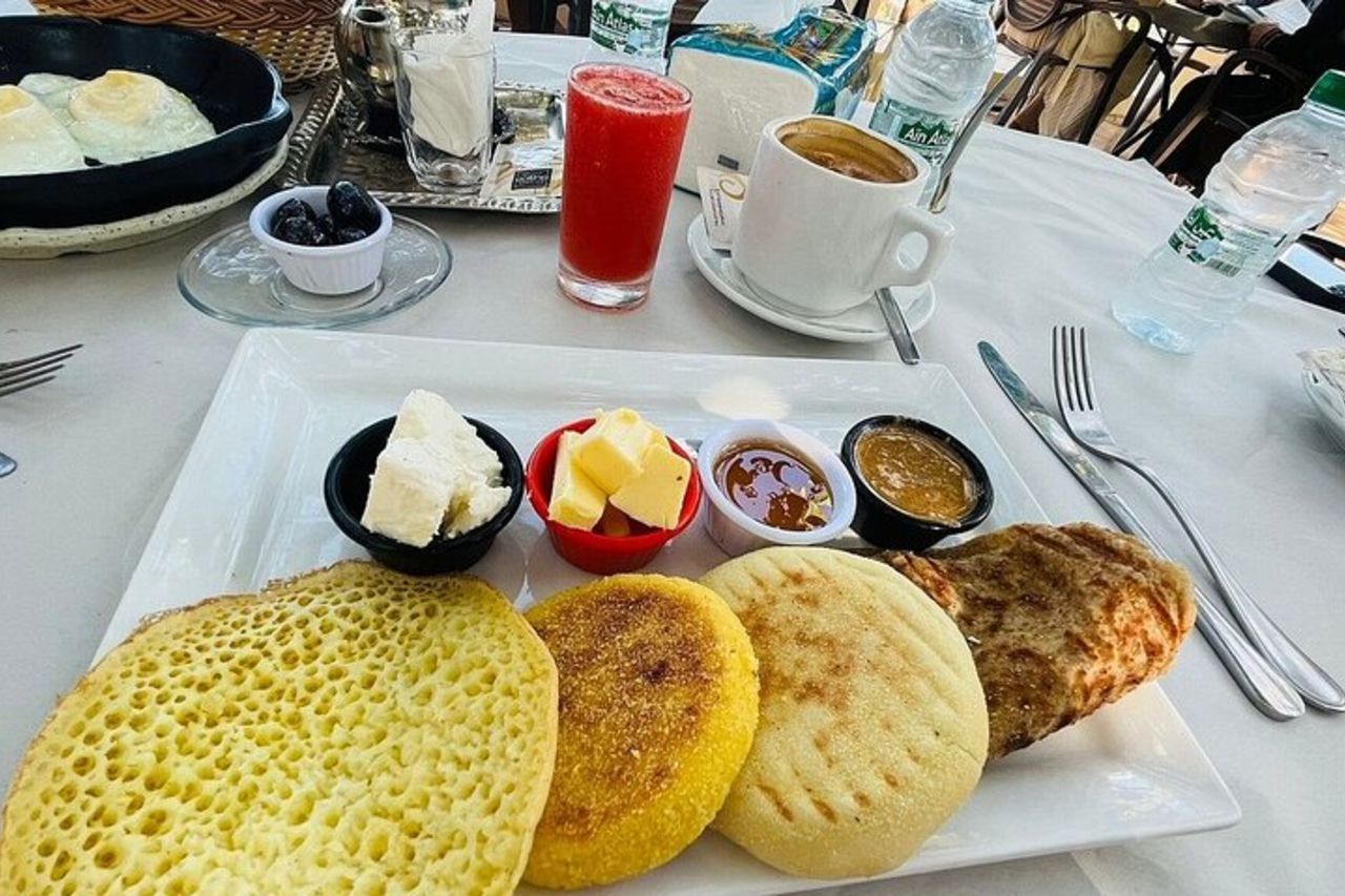 Autentico tour privato di Tangeri da Tarifa Camel Ride & Lunch — 9