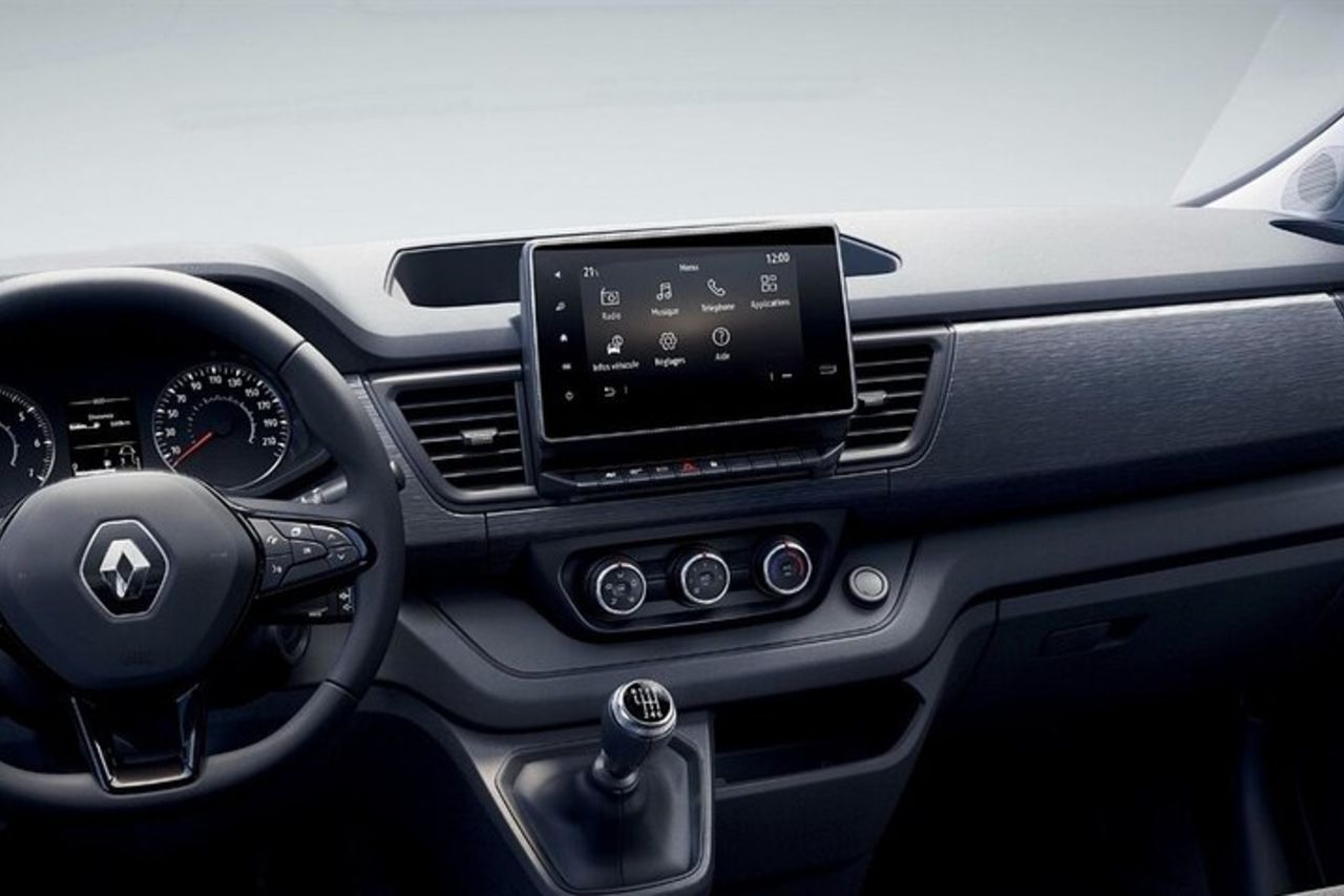 Arrivo Trasferimento privato Aeroporto di Alghero AHO alla città di Alghero in minivan — 7