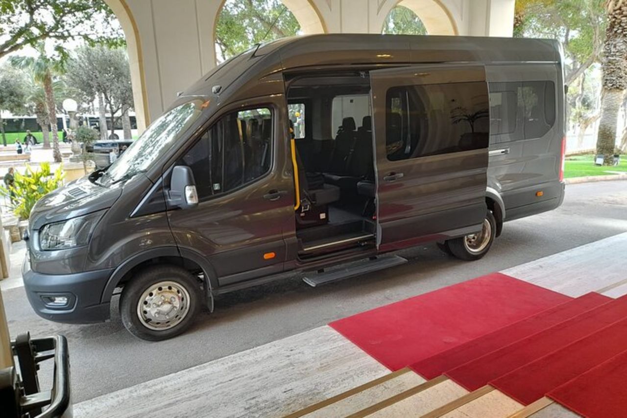 Tour privato di mezza giornata intorno a malta — 2