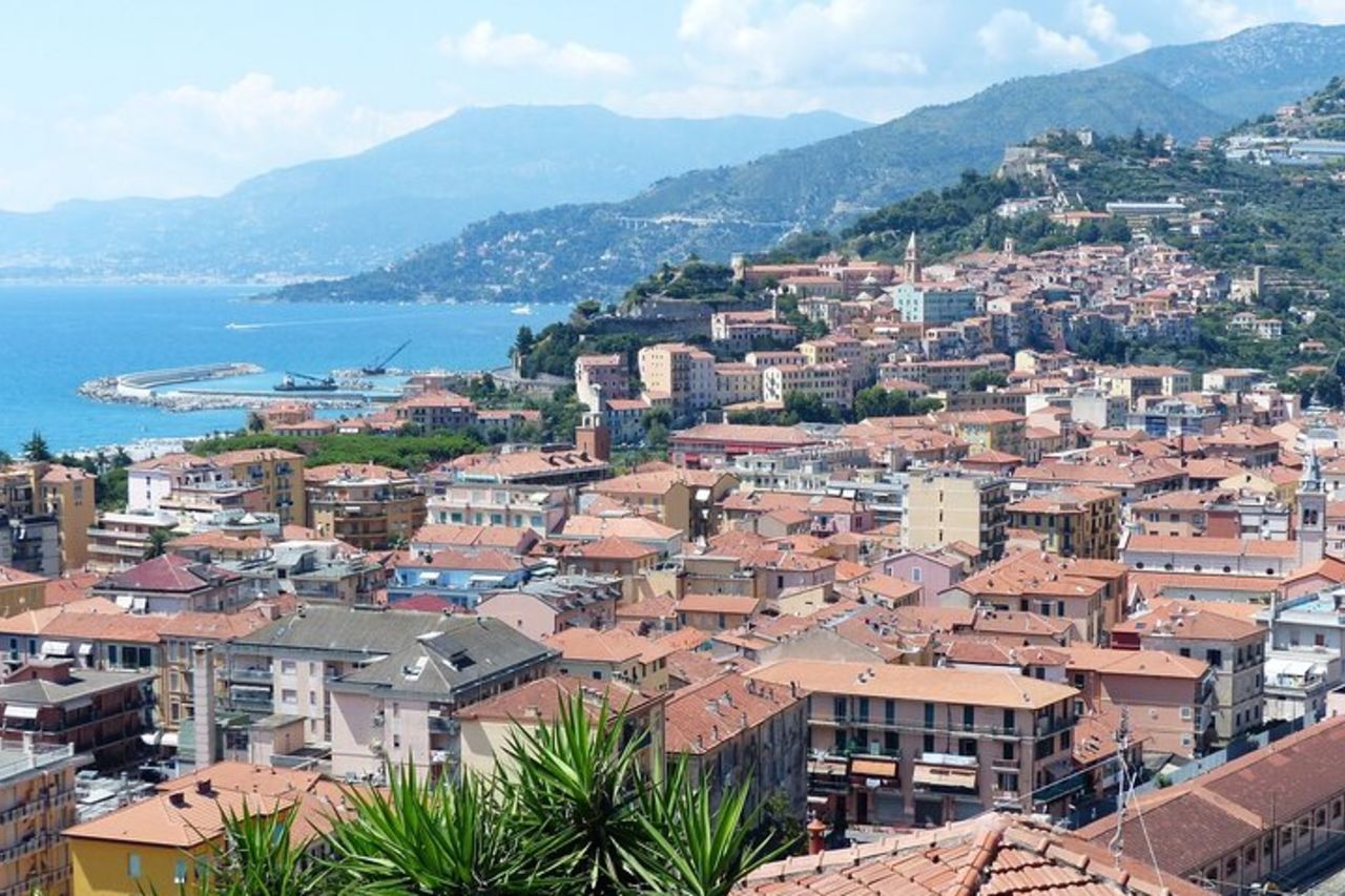 Imperia - Tour privato a piedi del centro storico — 6