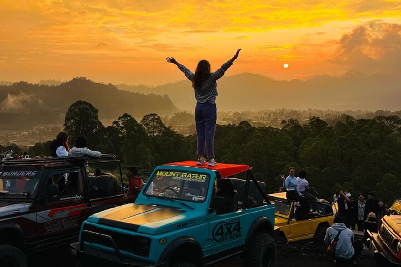 Tour all'alba in jeep sul Monte Batur — 7