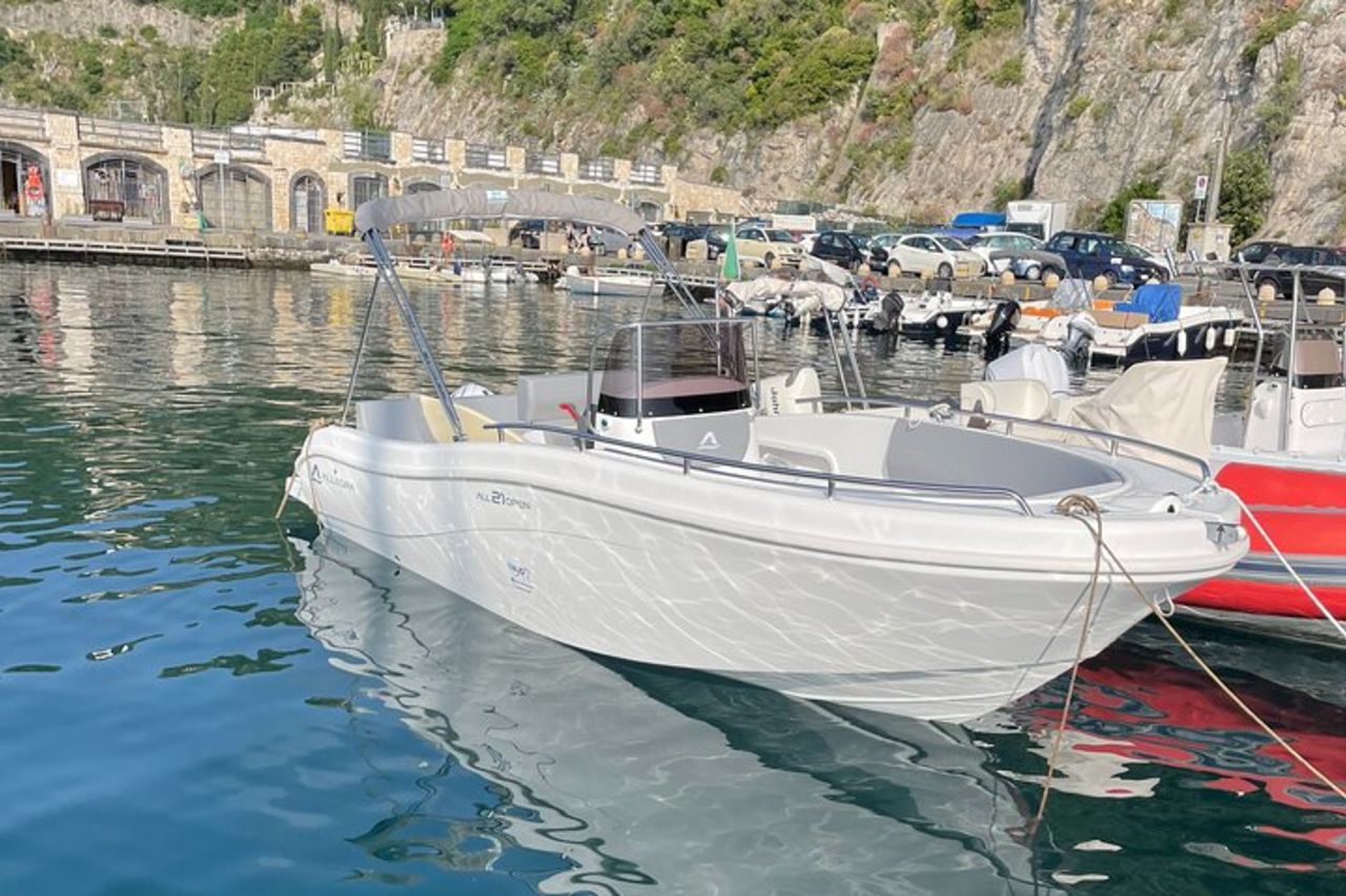 Tour in Barca a Cetara per tutta la Costiera Amalfitana — 3