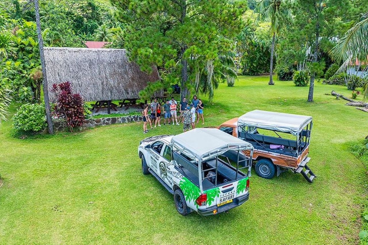 Tour safari dell'isola in 4X4 di mezza giornata a Bora Bora — 9