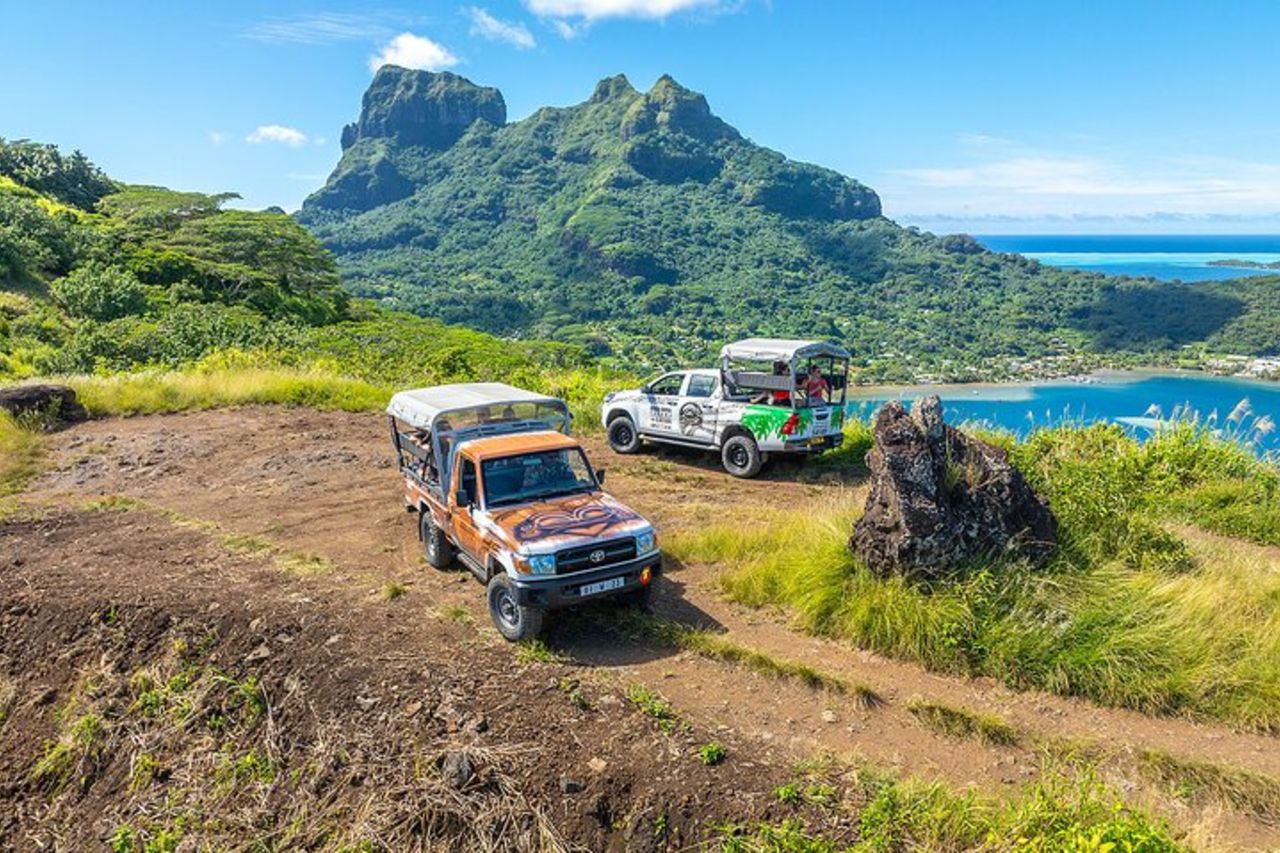 Tour safari dell'isola in 4X4 di mezza giornata a Bora Bora — 6