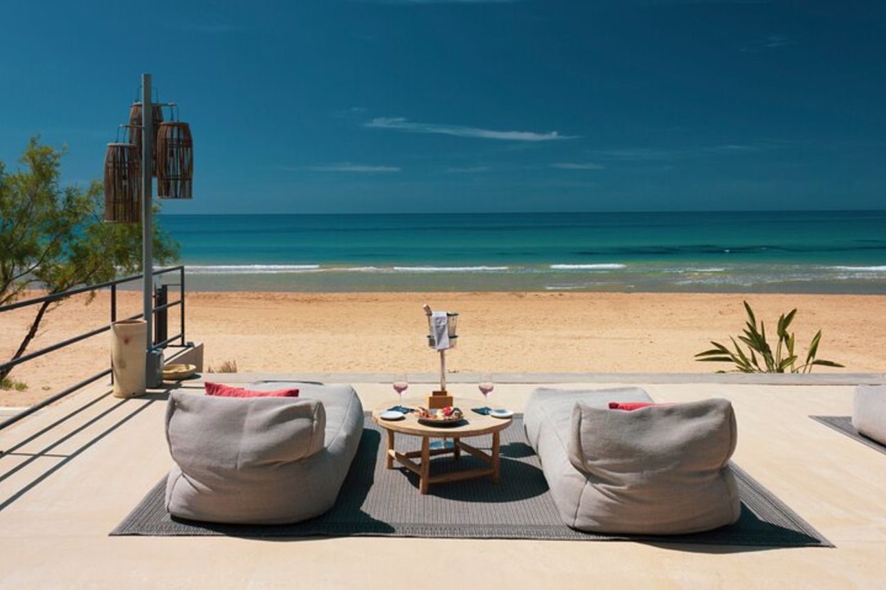 Pass per Intera Giornata a Cala Manbrù Beach Club — 8