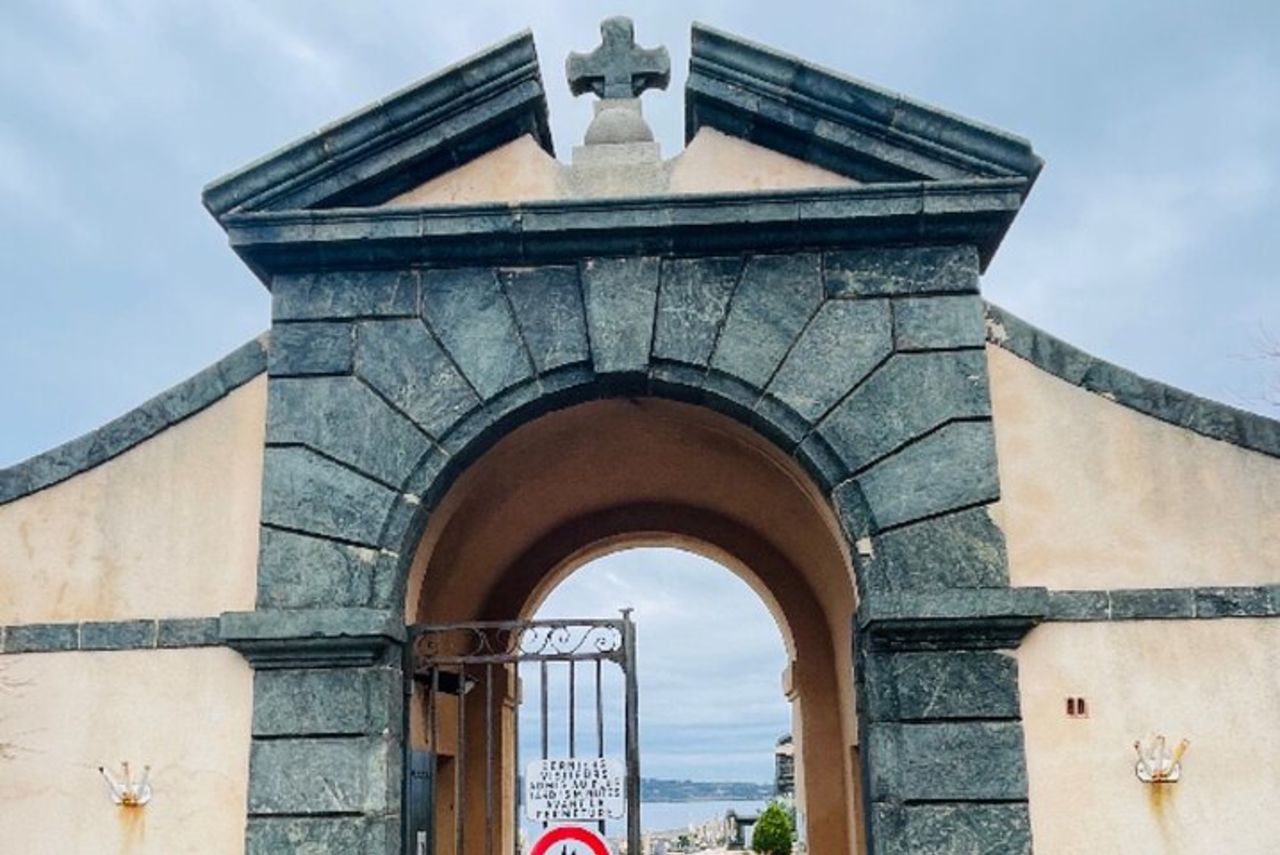 Tour autoguidato di caccia al tesoro e attrazioni di Saint-Tropez — 2