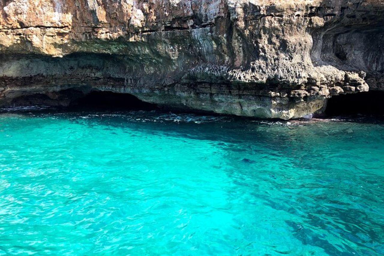 Leuca: Tour delle Grotte 1h 30 min — 4