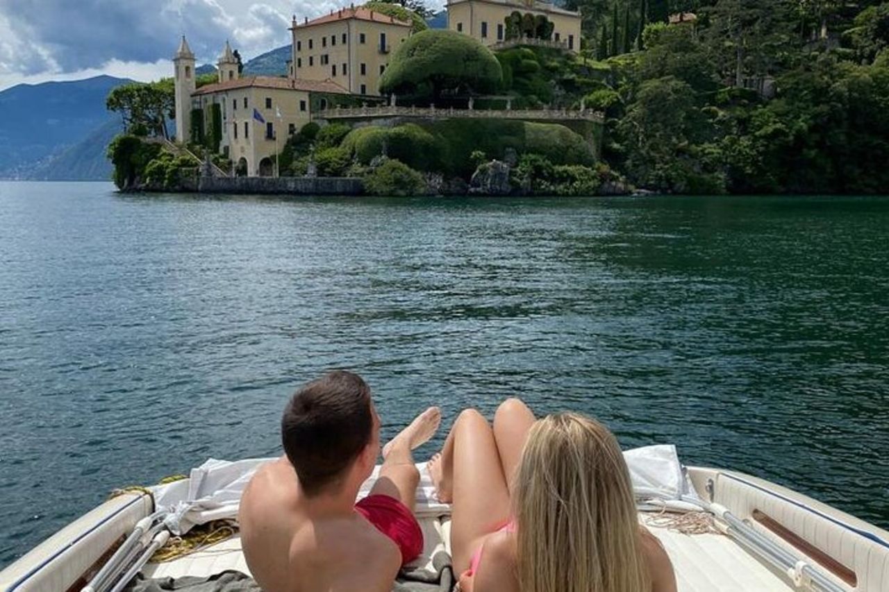 2 Ore in Crociera Privata e Guidata al Lago di Como Mostes boat