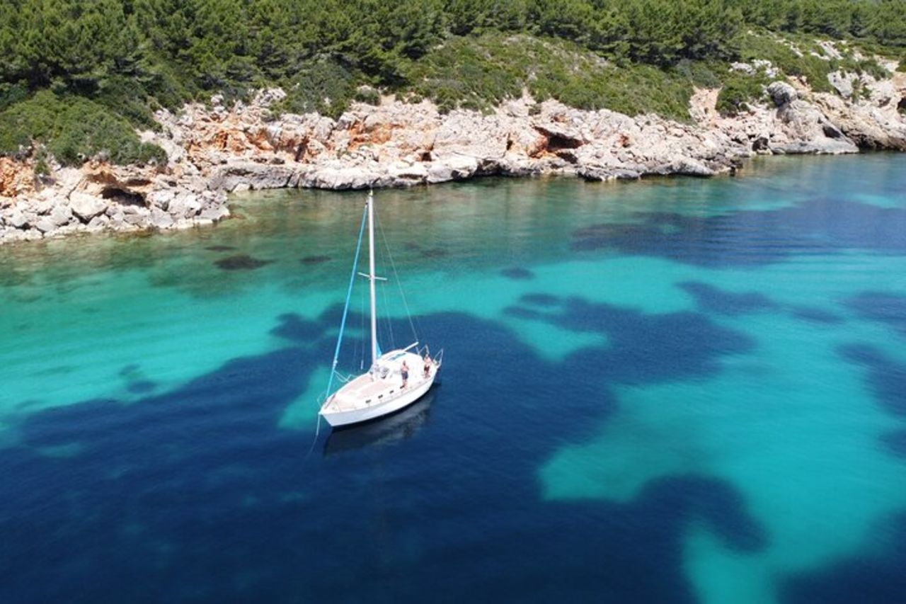 Esperienza Privata in barca a vela ad Alghero — 2