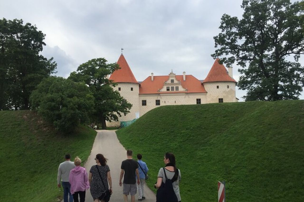 Tour da Riga - Vilnius via Bauska, Rundale, La Collina delle Croci — 6