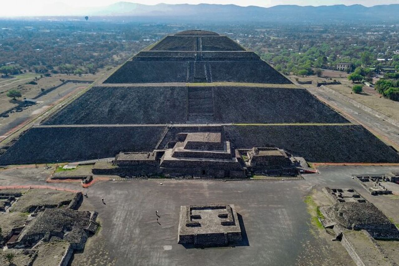 Tour guidato ad accesso anticipato di Teotihuacan con pranzo opzionale — 9