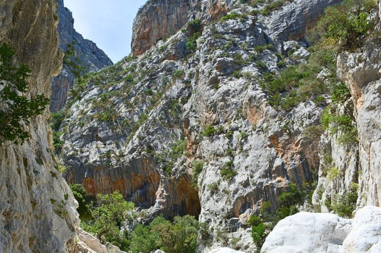 Escursione di trekking al Gorropu Canyon con pranzo — 5