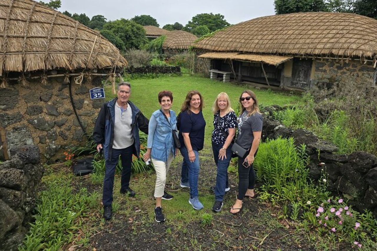 Tour di mezza giornata o di un giorno per i clienti della crociera che arrivano al porto della città di Jeju — 5