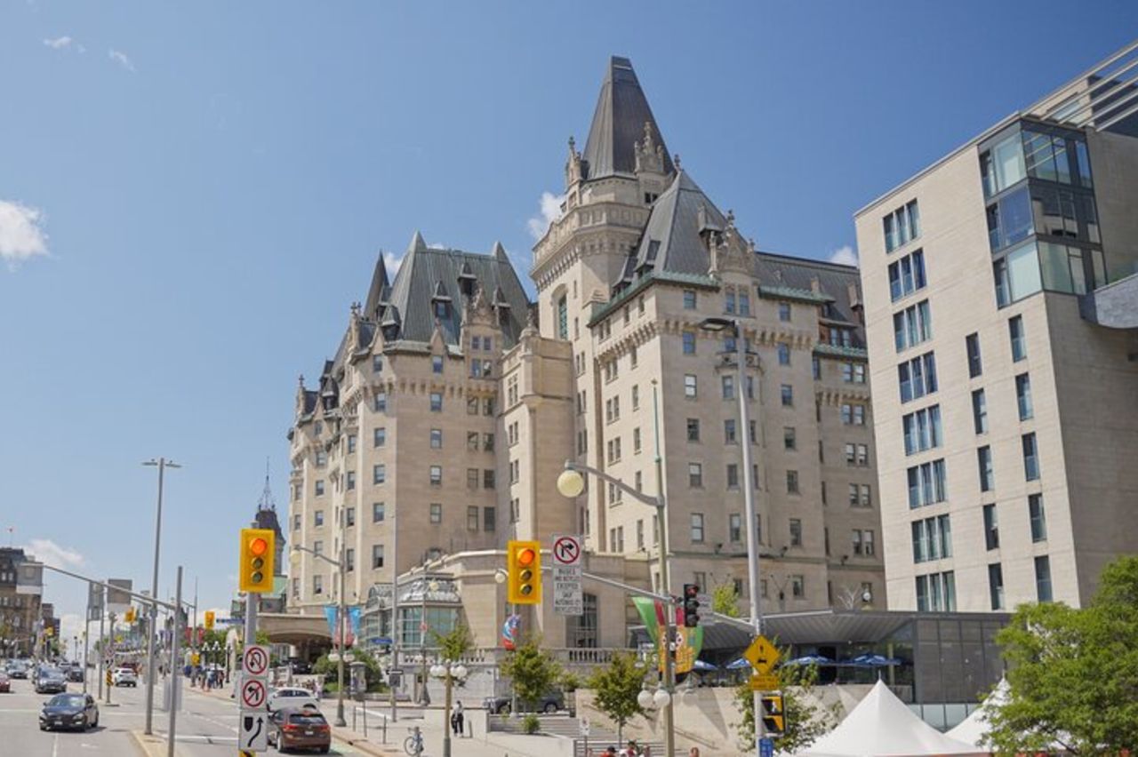 Tour panoramico di Hop-On Hop-Off ad Ottawa — 9