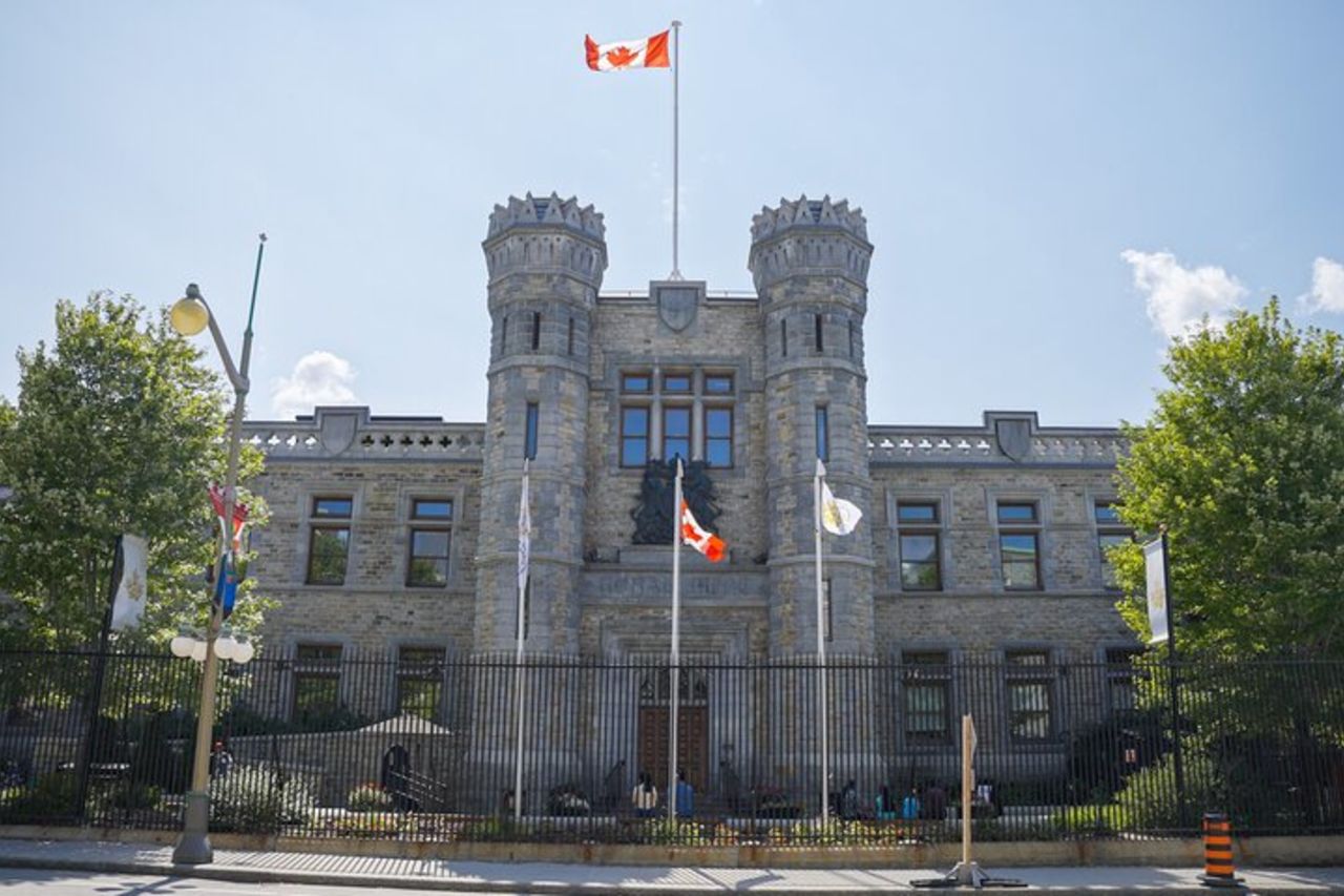 Tour panoramico di Hop-On Hop-Off ad Ottawa — 7