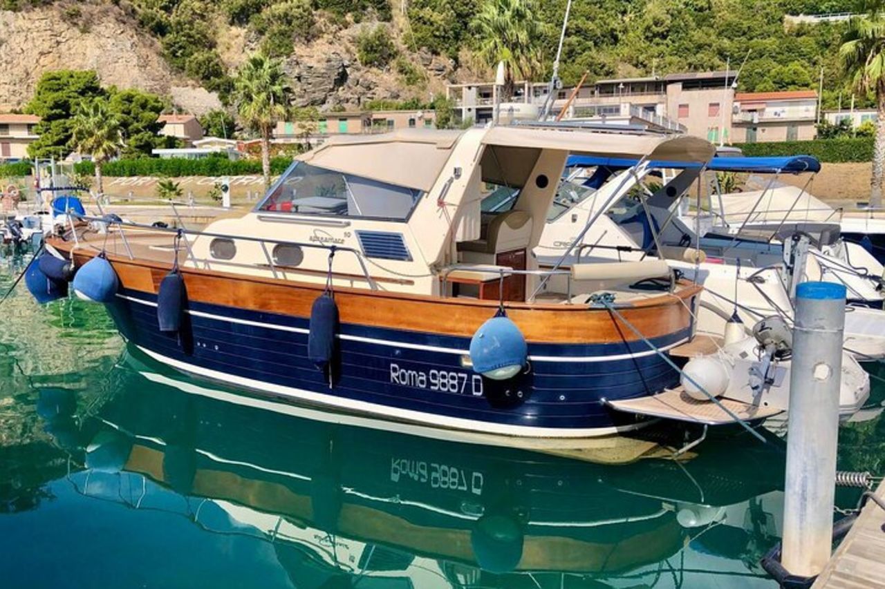 Giorno Privato in Barca per Capri e Grotta Azzurra da Positano — 2