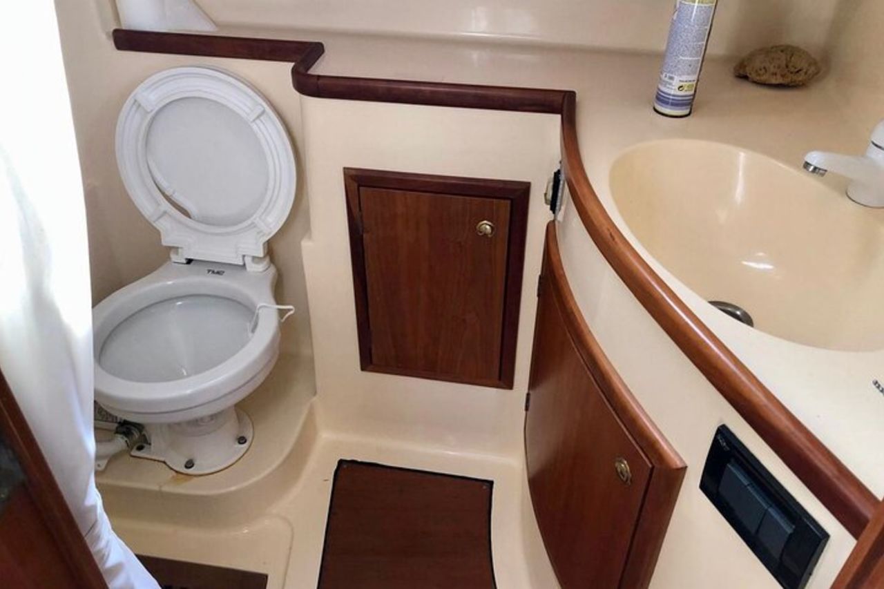 Giorno Privato in Barca per Capri e Grotta Azzurra da Positano — 5