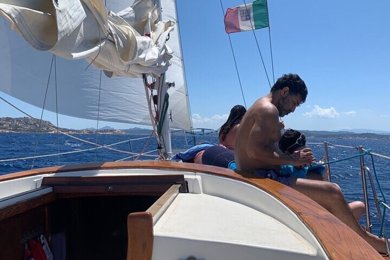 Premium Vela nell'arcipelago di La Maddalena (solo 8 persone max!) — 8