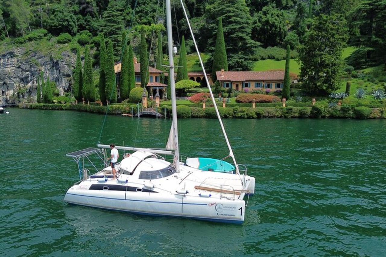 Sailing Catamaran 4h on Lake Como con aperitivo - Best Boat Hire