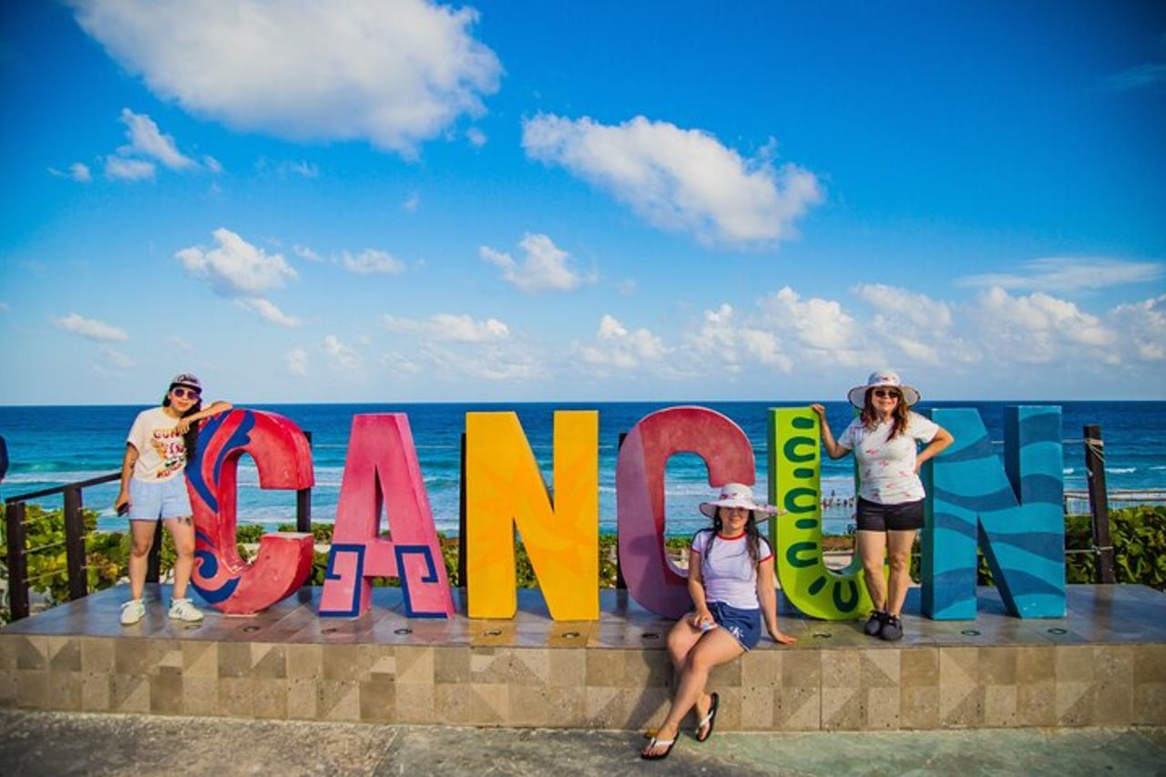 Trasferimento privato nella zona degli hotel di Cancun da e per l'aeroporto di Cancun — 6