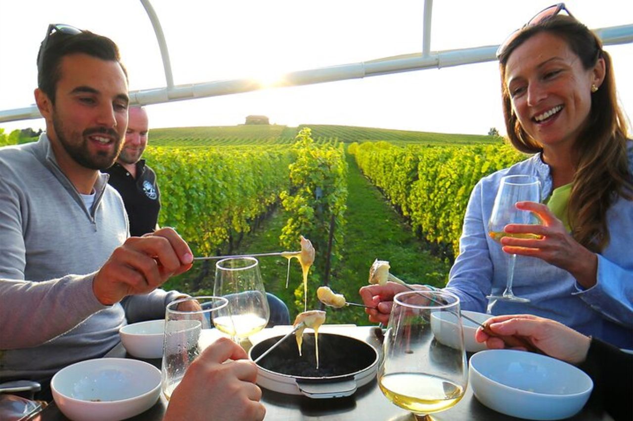 Il tour privato di Tuk Tuk con una delle migliori fondute di Ginevra! — 3