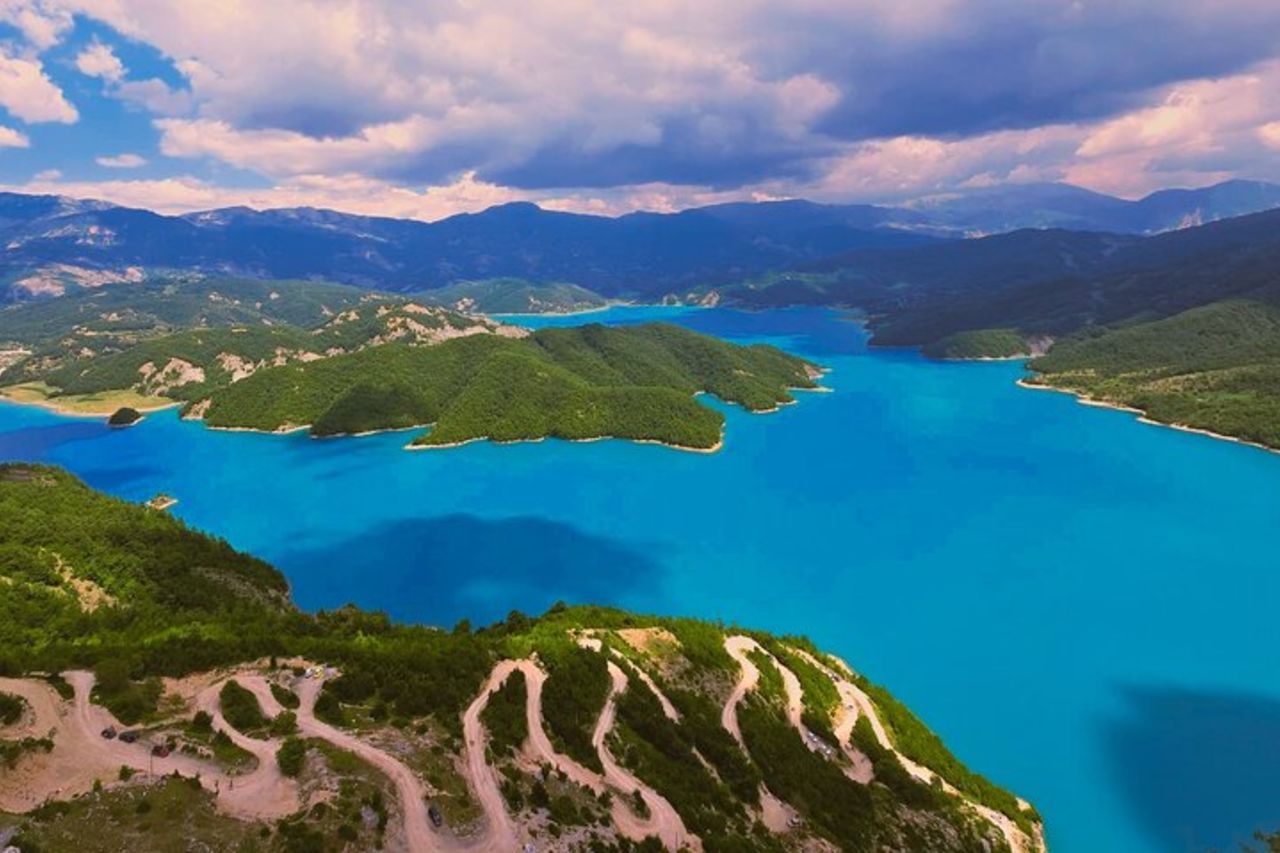 Escursione di un giorno sul lago di Bovilla e Gamti Mountain da Tirana