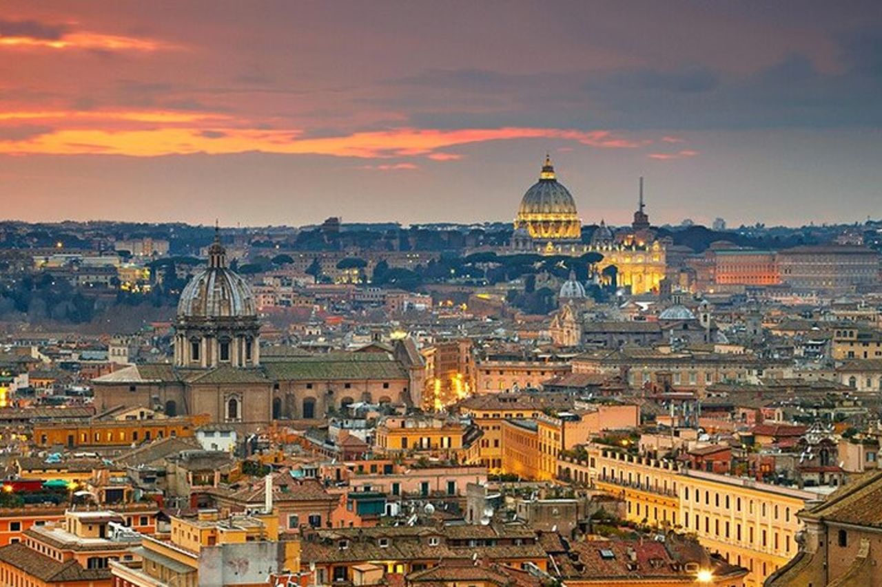 Tour privato in golf cart di Roma di notte — 8