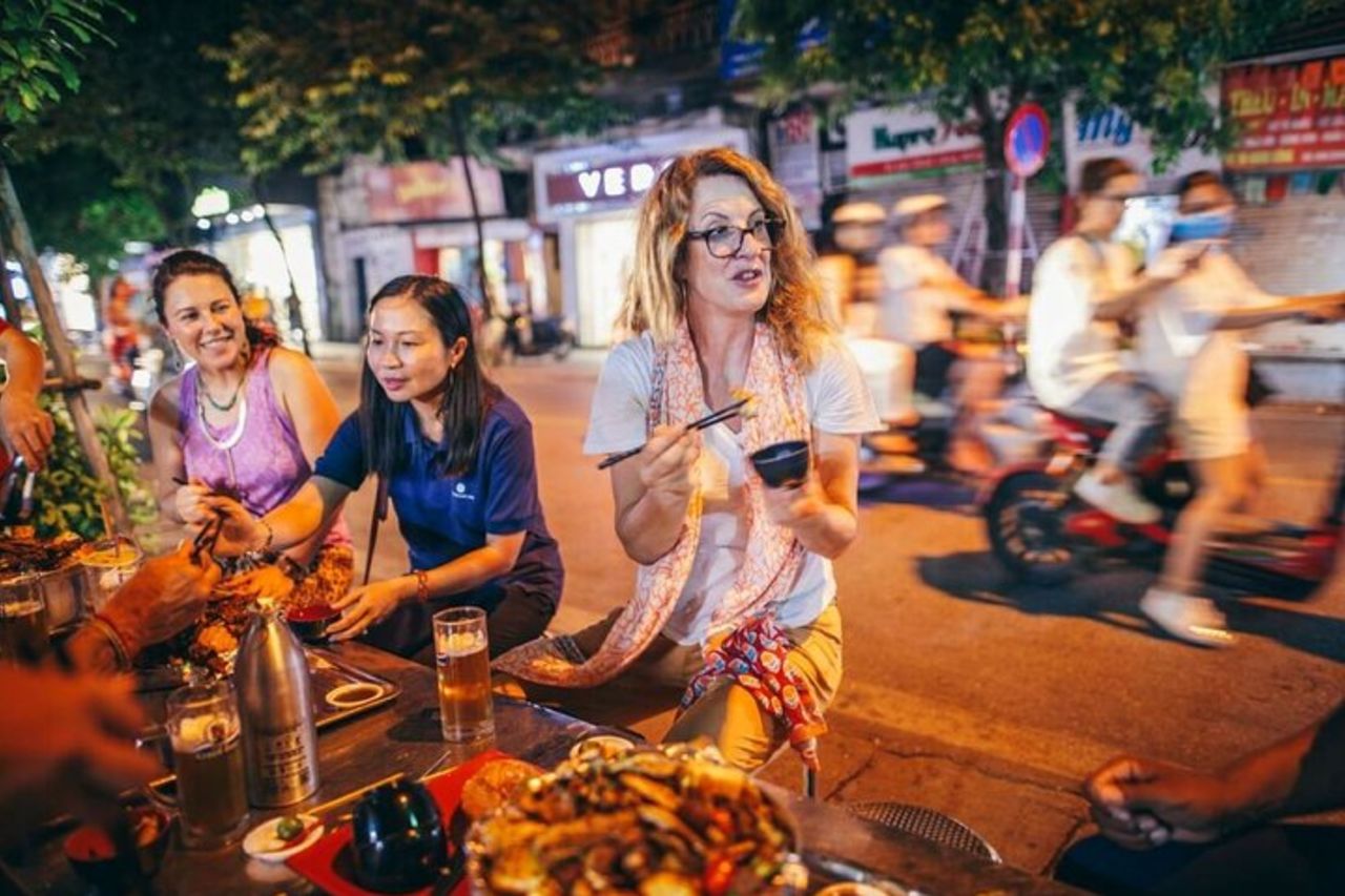 Mangiare come un locale : Hanoi Street Food Adventure