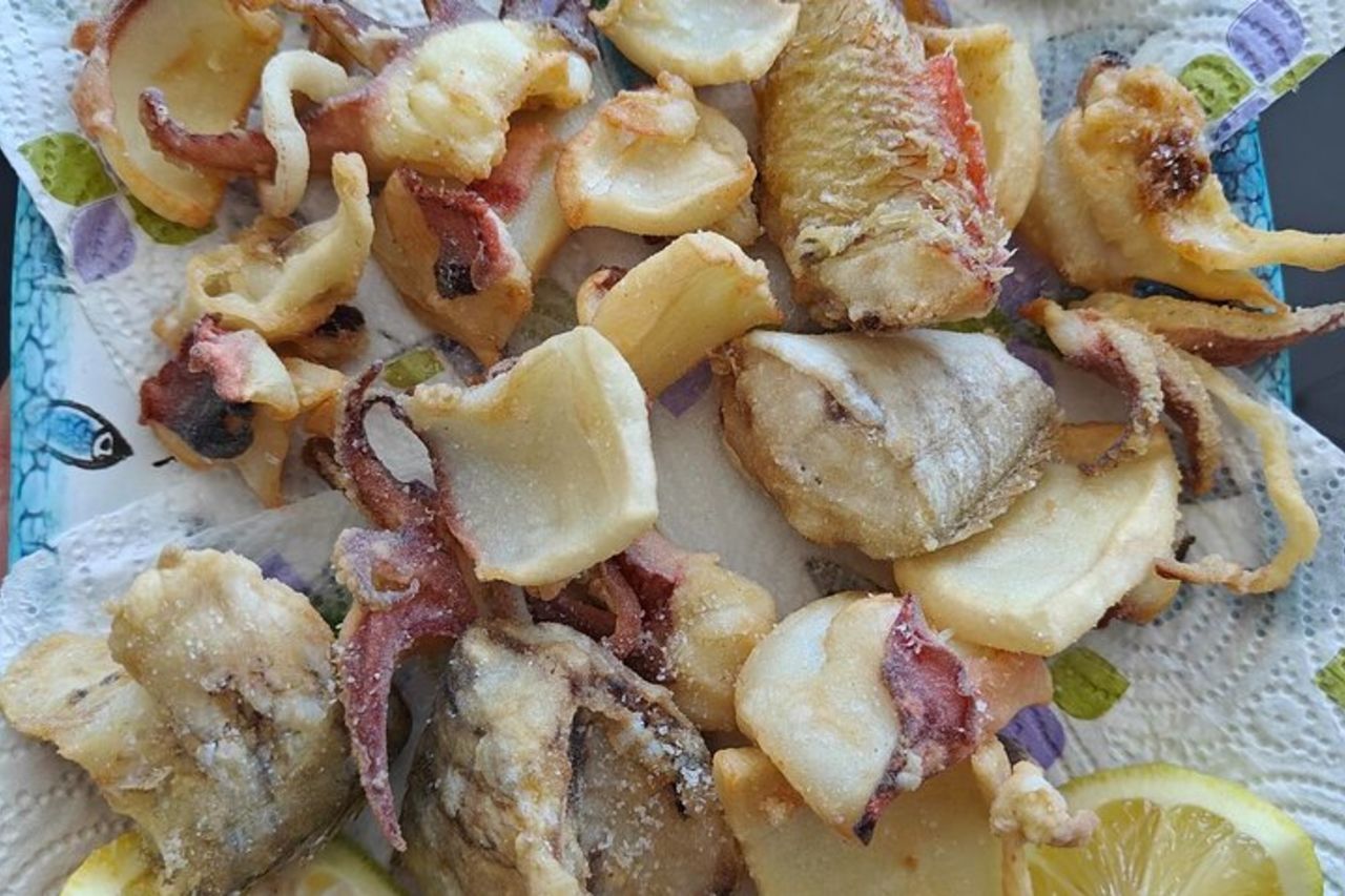 Cefalù: Gita in Barca con Pesca, Tour Costiero e Pranzo a Bordo — 5