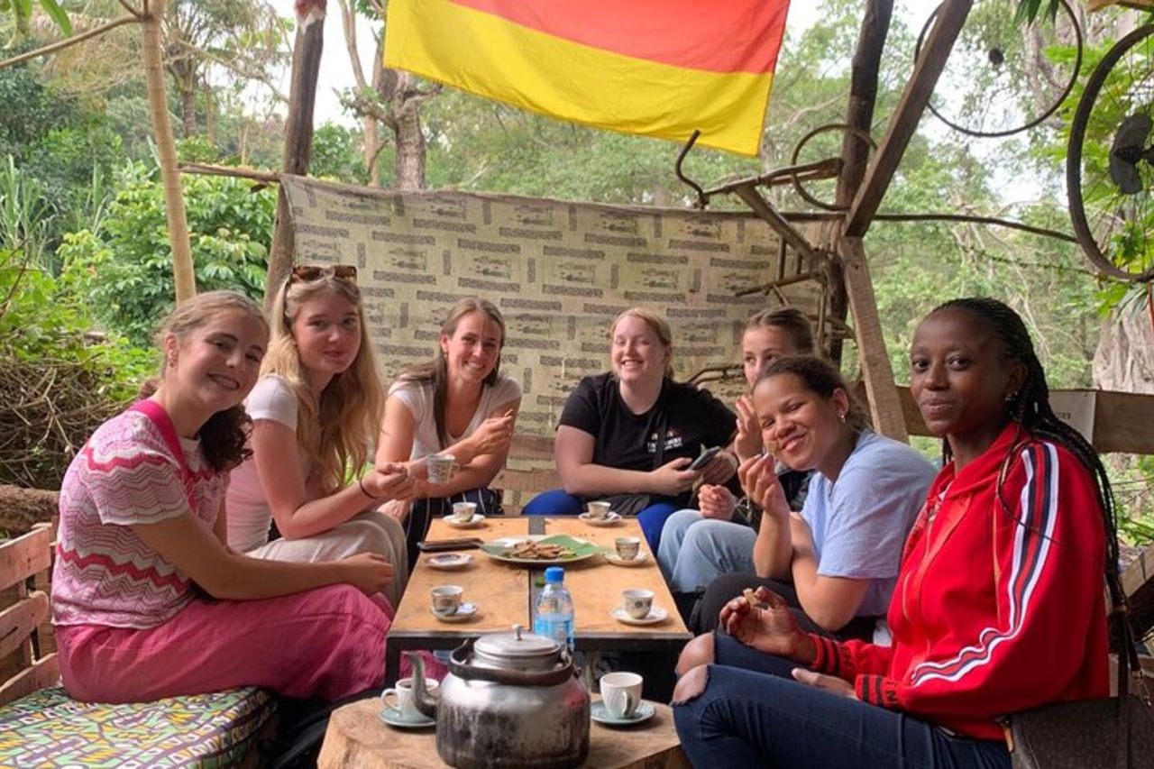 Tour del caffè e pranzo a buffet con Kingstone Asilia (Arusha) — 8