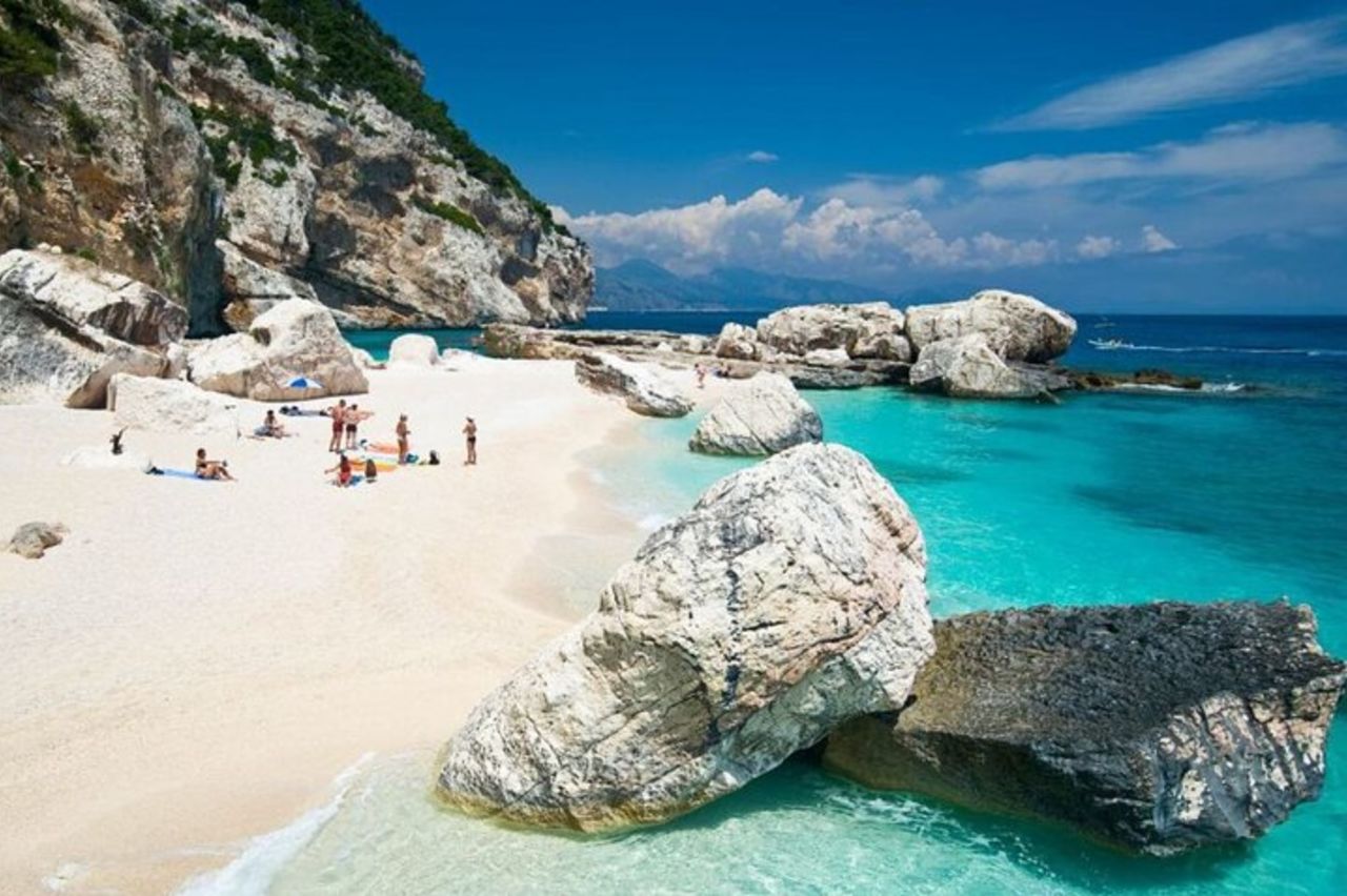 Da Arbatax: Tour in gommone a Cala Mariolu e Cala Goloritzè — 7