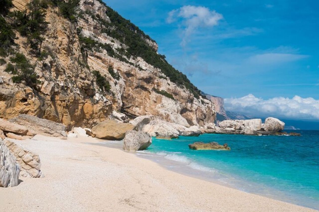 Da Arbatax: Tour in gommone a Cala Mariolu e Cala Goloritzè — 9