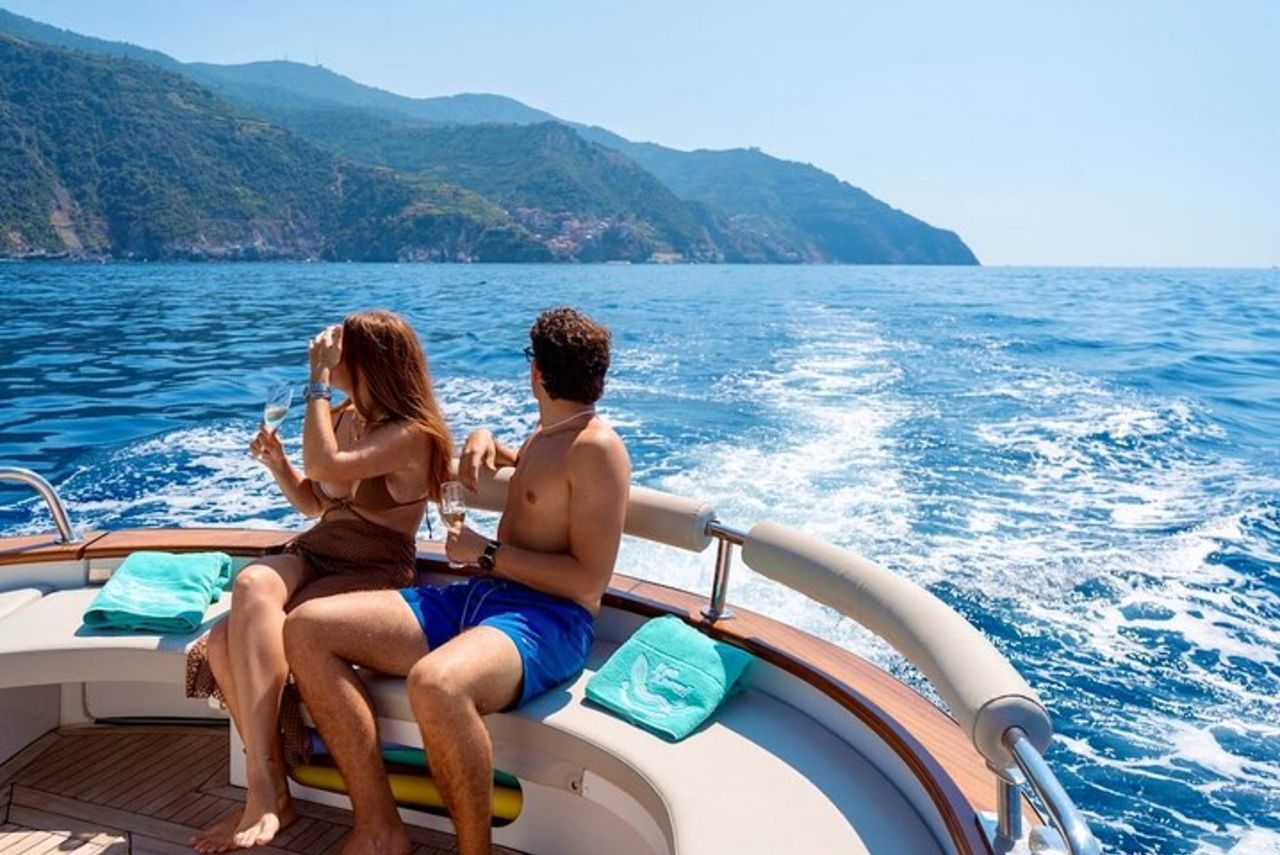 Tour in barca per piccoli gruppi di Portovenere e Tre Isole da La Spezia — 3