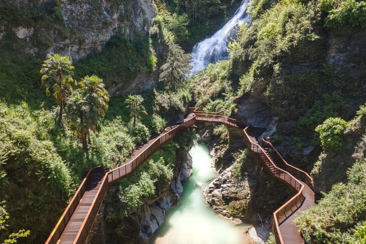 Lago di Como Orrido di Bellano e audioguida del lago