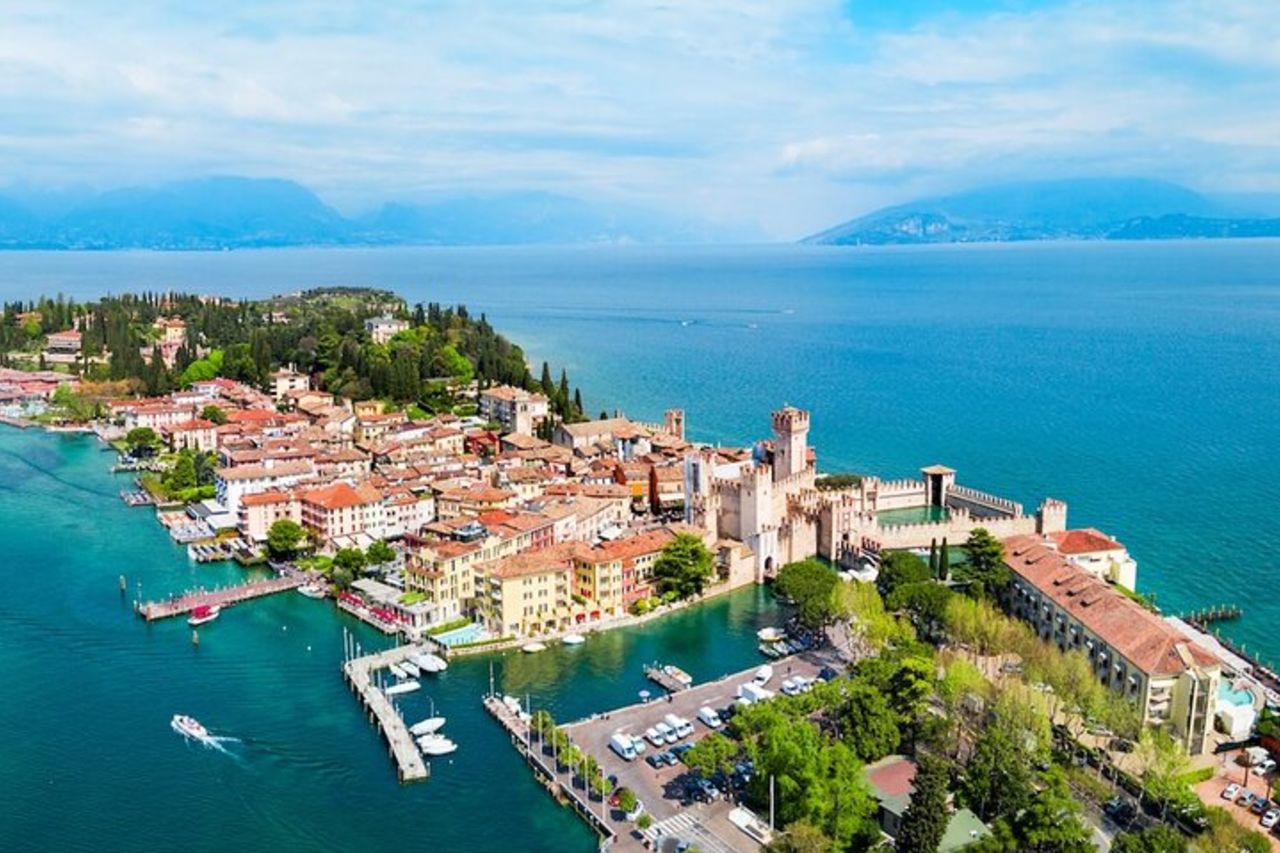 Da Verona Sirmione Lago di Garda con Degustazione Barca e Spritz — 2