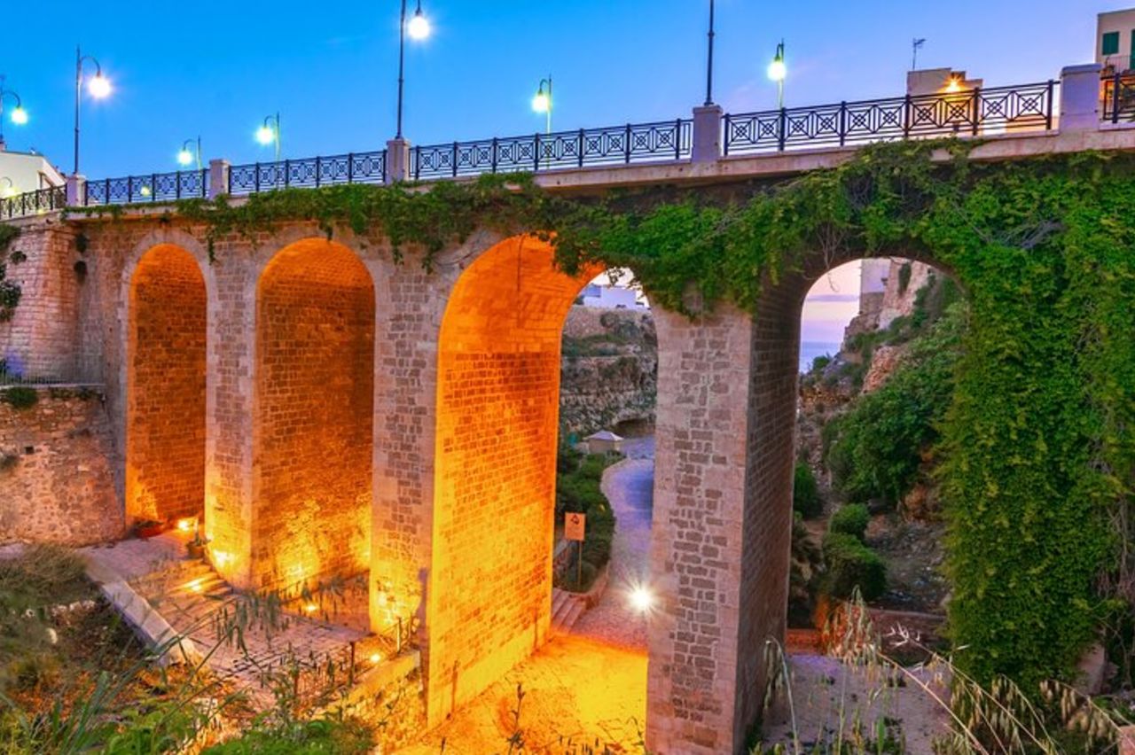 Valle d'Itria Tour: Polignano, Ostuni e Locorotondo,da Bari — 2