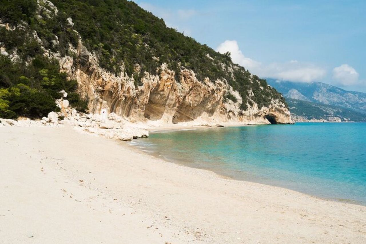 Trasferimento alle Grotte del Bue Marino e Cala Luna — 8