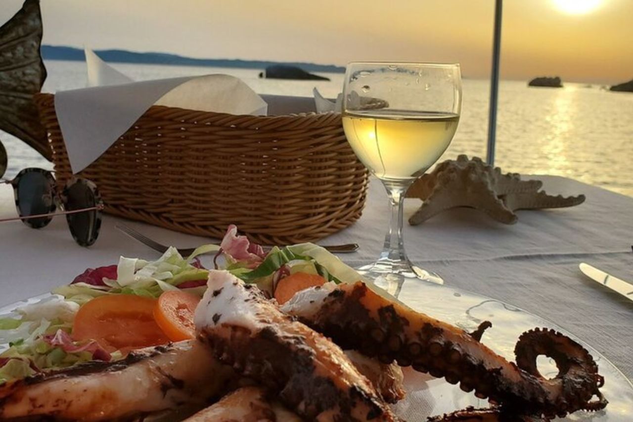 Palau o La Maddalena: tour privato in barca nell'arcipelago — 5