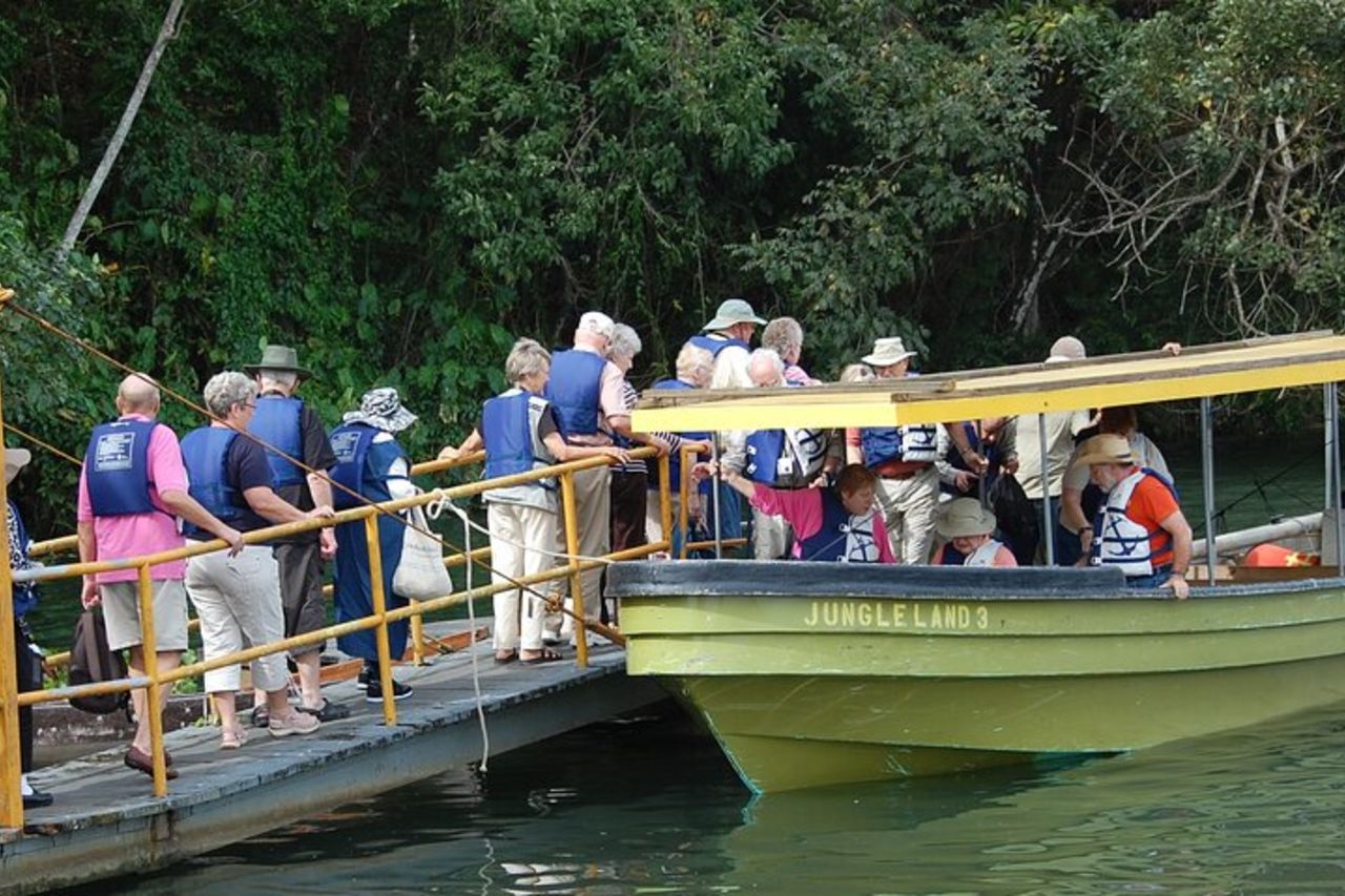 Avventura a Monkey Island dal Terminal Crociere Colon