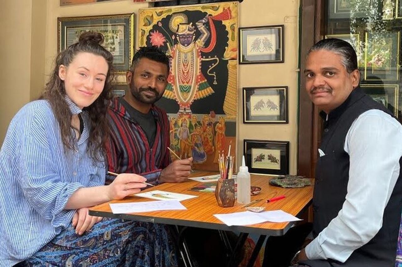 Lezione di pittura tradizionale in miniatura presso Pacific Art — 4