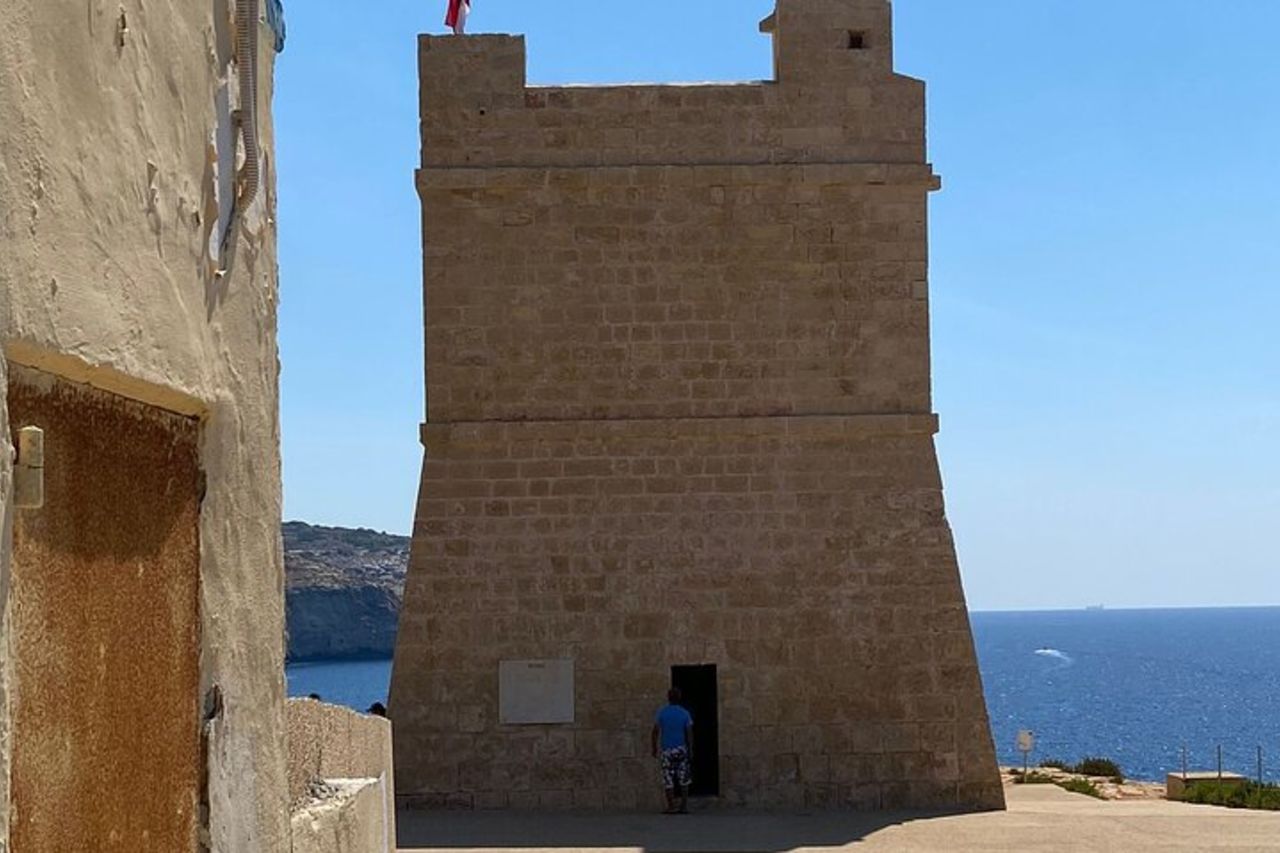 Tour privato di mezza giornata intorno a malta — 4