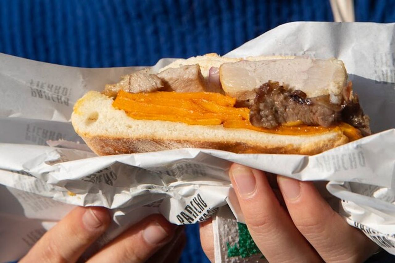 Tour del cibo di strada, del mercato e dei vecchi ristoranti nel centro storico di Lima — 4