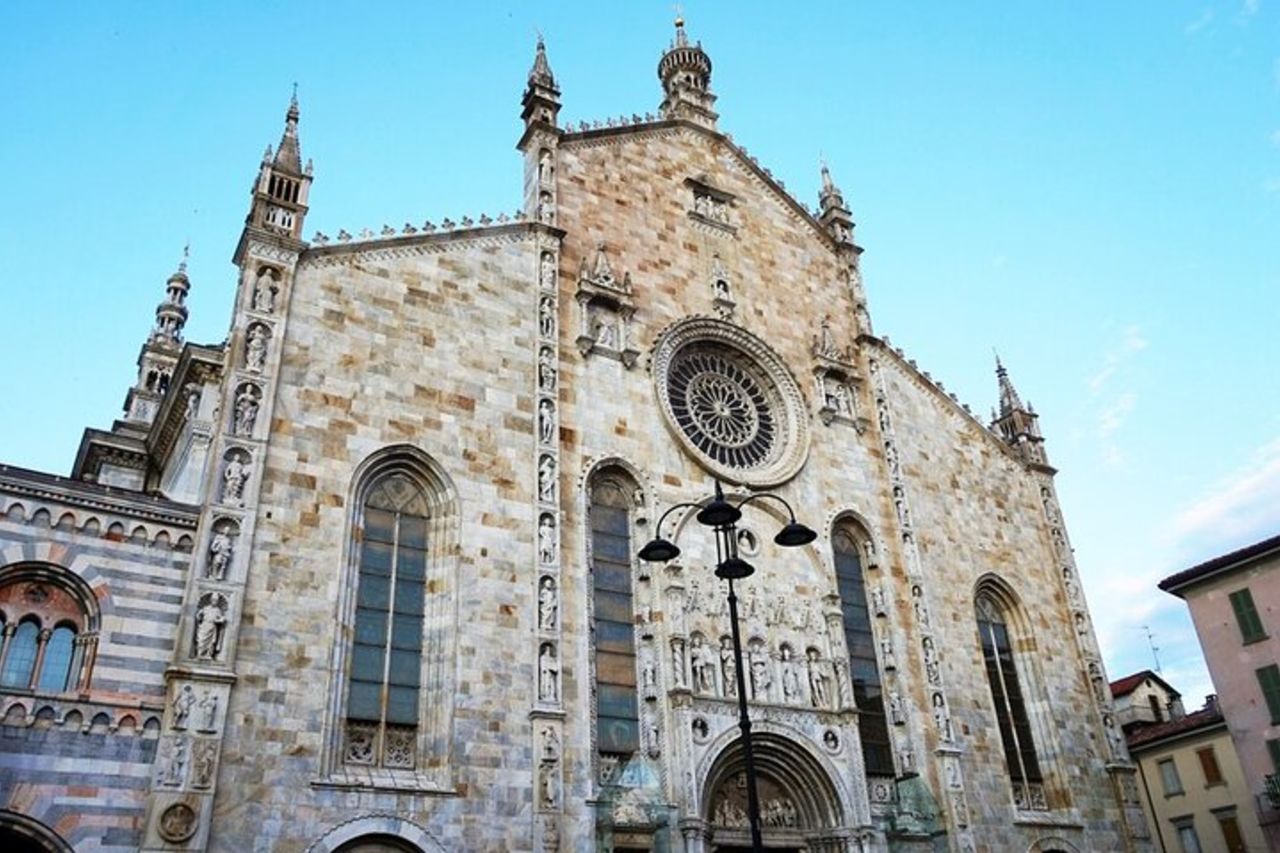 Tour a Como, Bellagio e Lugano da Milano con crociera sul Lago di Como — 5