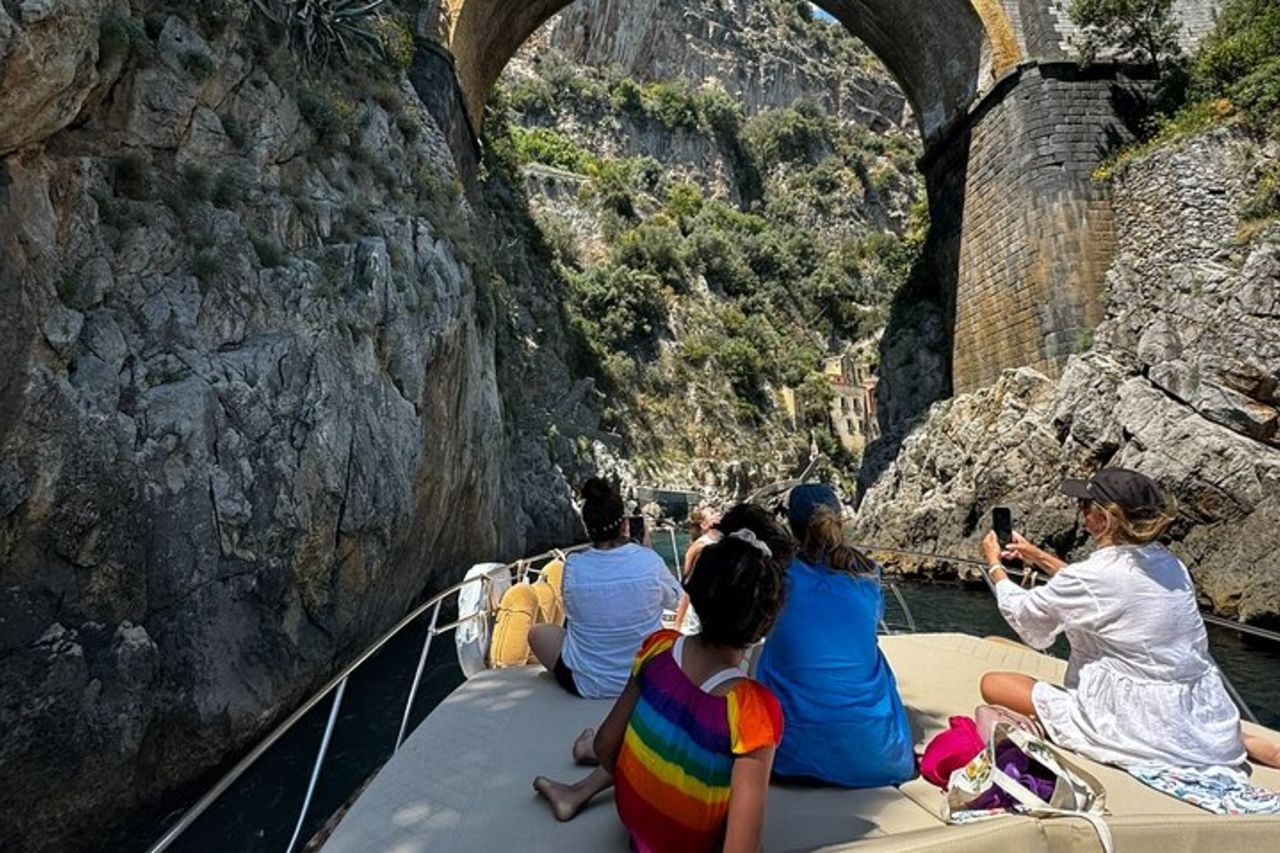 Amalfi Coast Small-Group Boat Tour from Sorrento or Positano