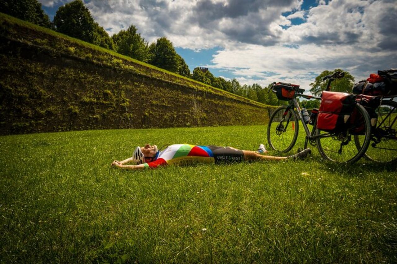 Tour in bici autoguidato da Pisa a Lucca lungo il sentiero Puccini